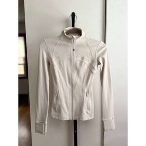 Lululemon Define Jacket *Nulu – Size 0 – Bone